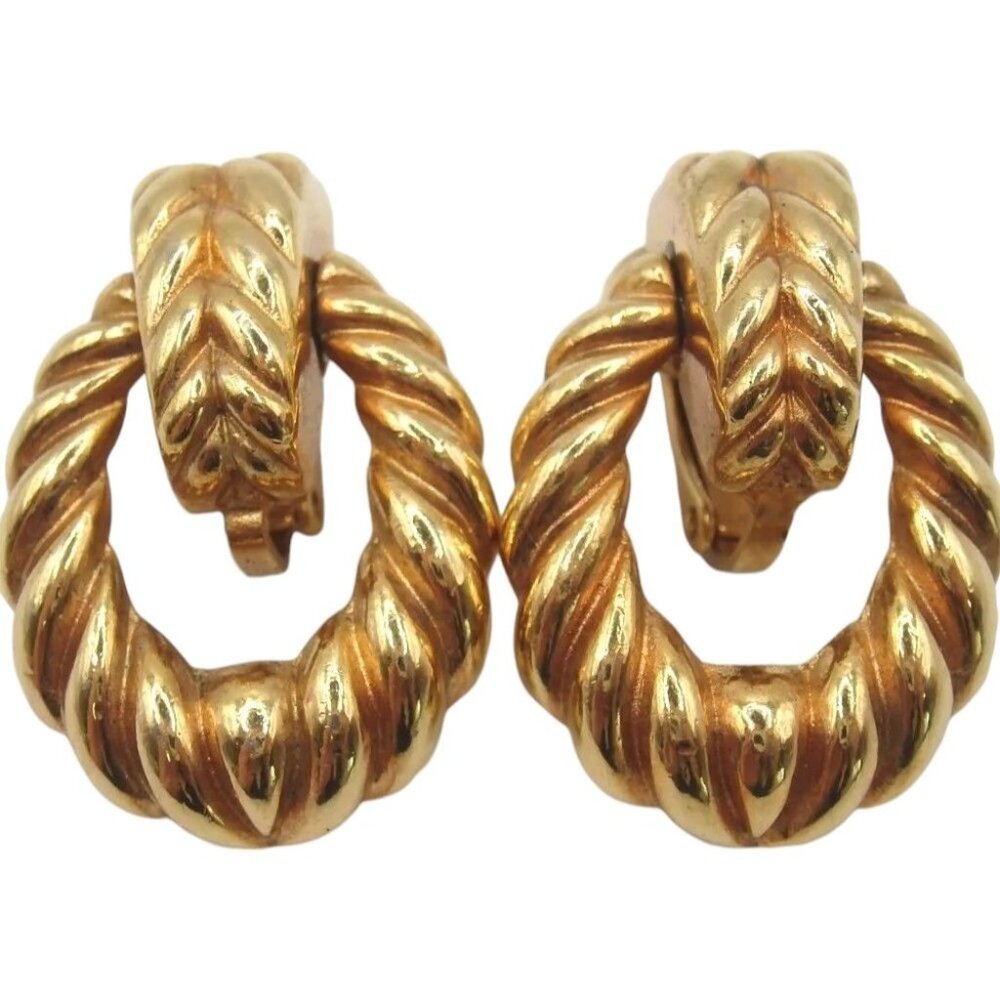 045160BB (S1) Christian Dior Earrings Gold Metal
